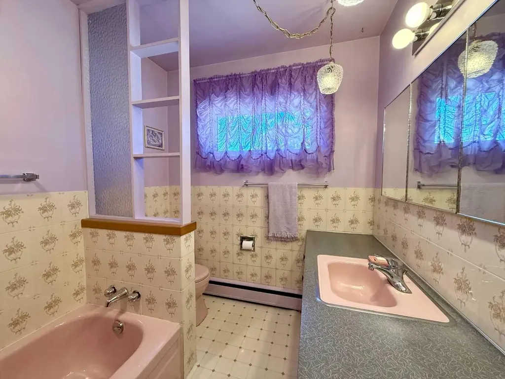 151 Fielding Drive SE Calgary AB T2H 1H3