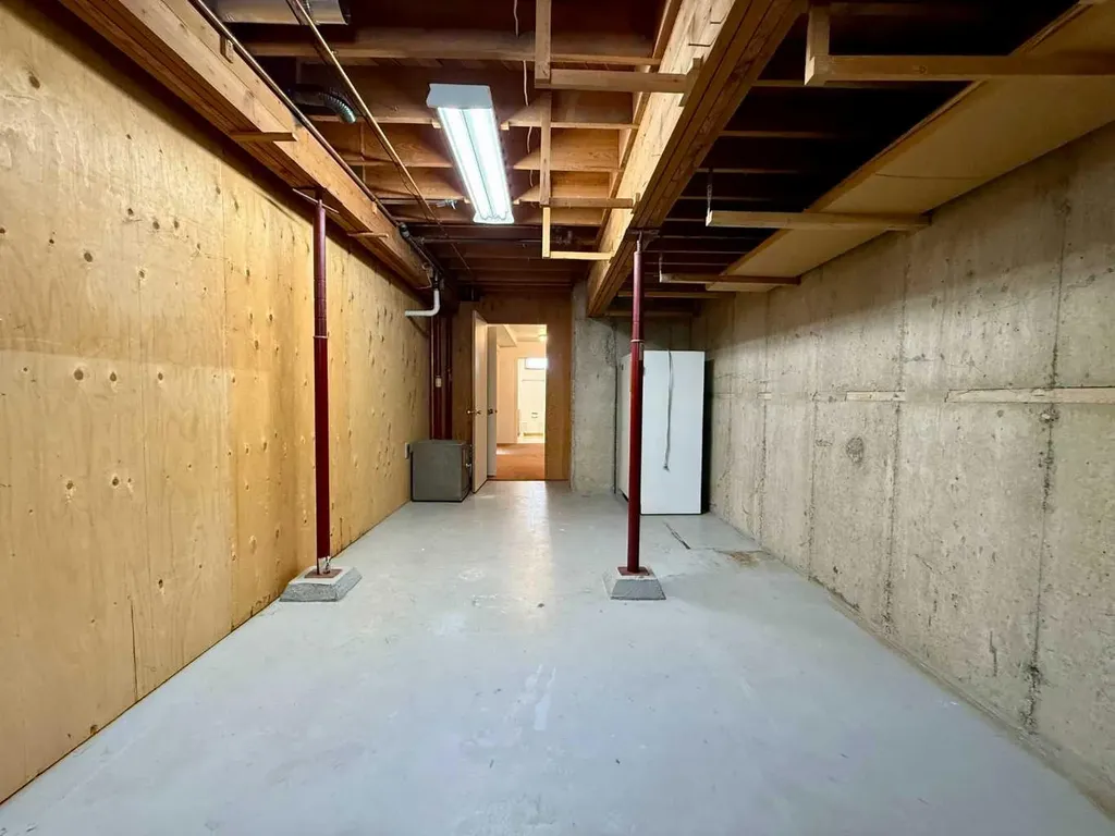 151 Fielding Drive SE Calgary AB T2H 1H3