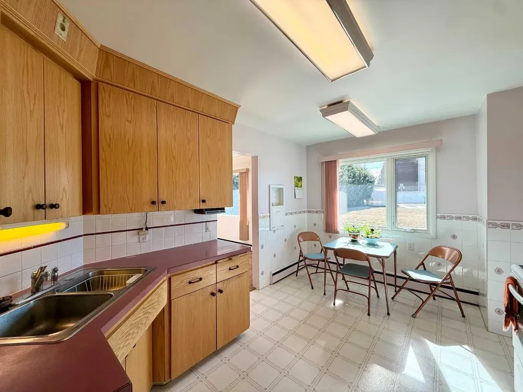 151 Fielding Drive SE Calgary AB T2H 1H3