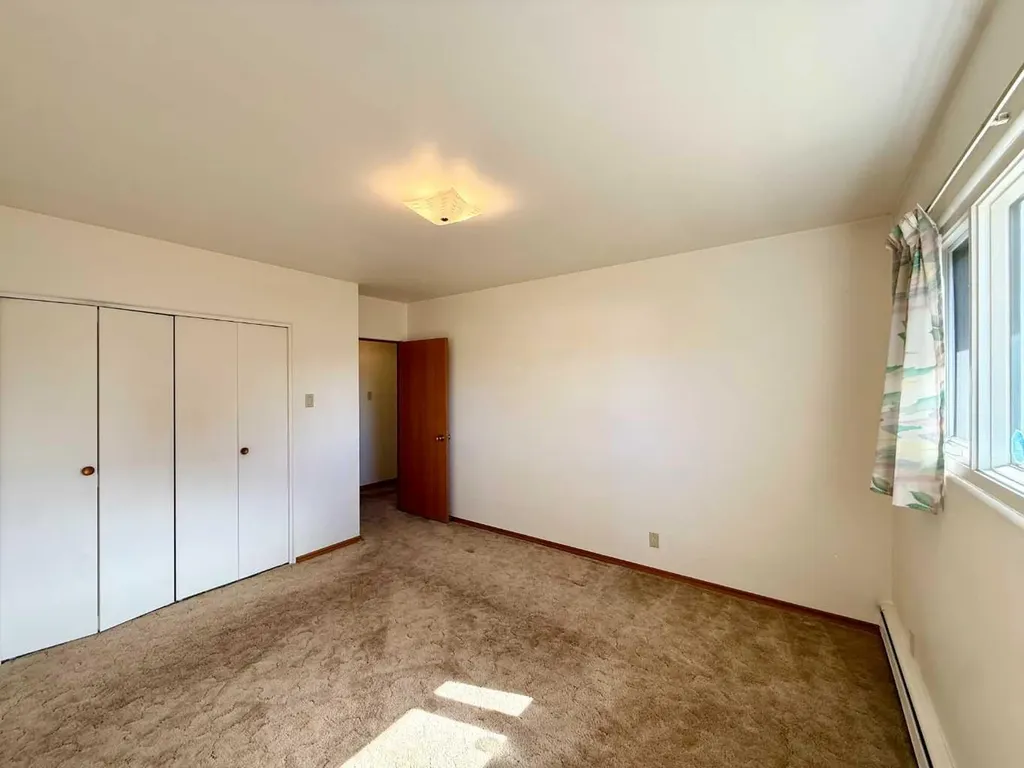 151 Fielding Drive SE Calgary AB T2H 1H3