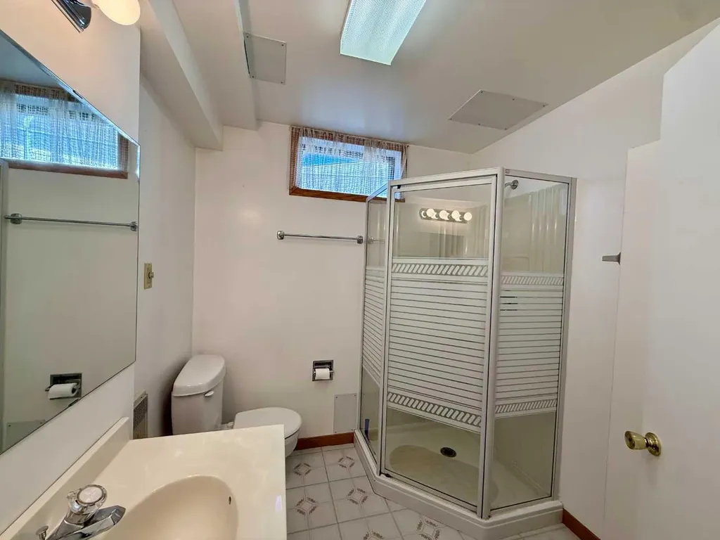 151 Fielding Drive SE Calgary AB T2H 1H3