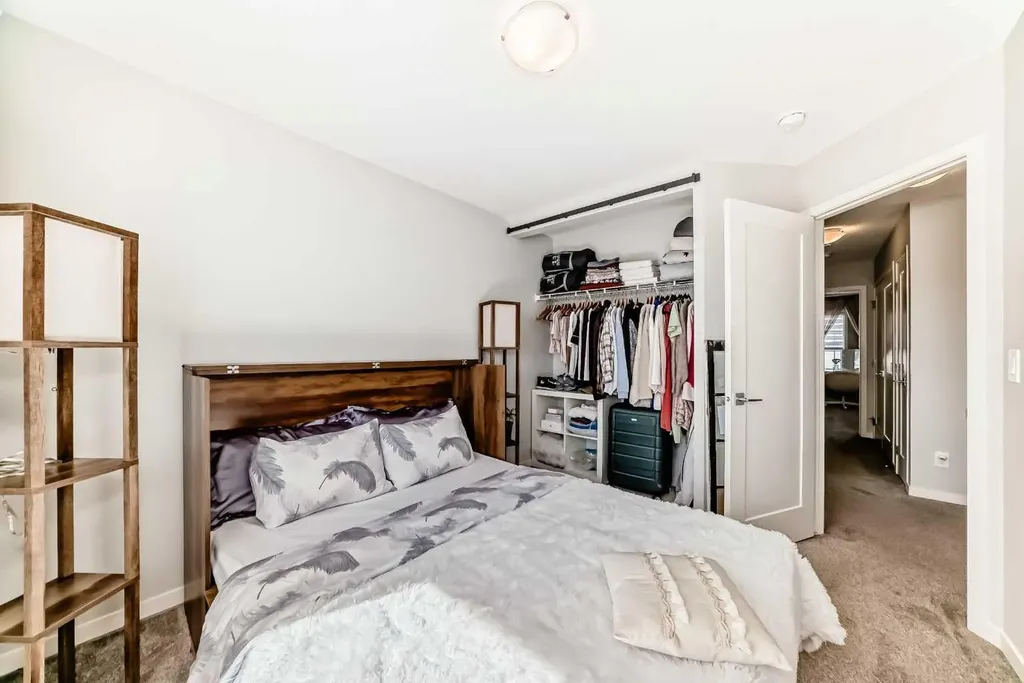347 D'arcy Ranch Drive Okotoks AB T1S 5T4
