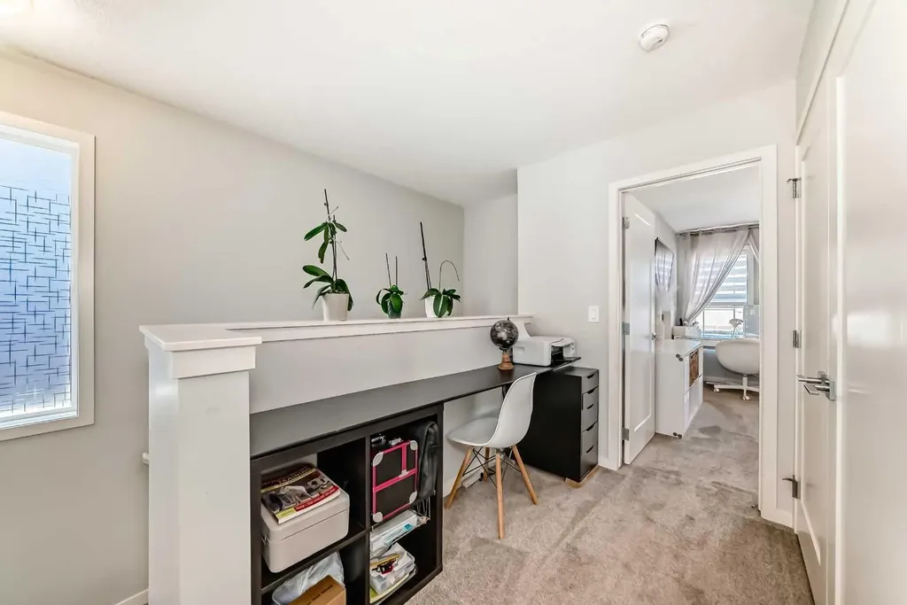 347 D'arcy Ranch Drive Okotoks AB T1S 5T4