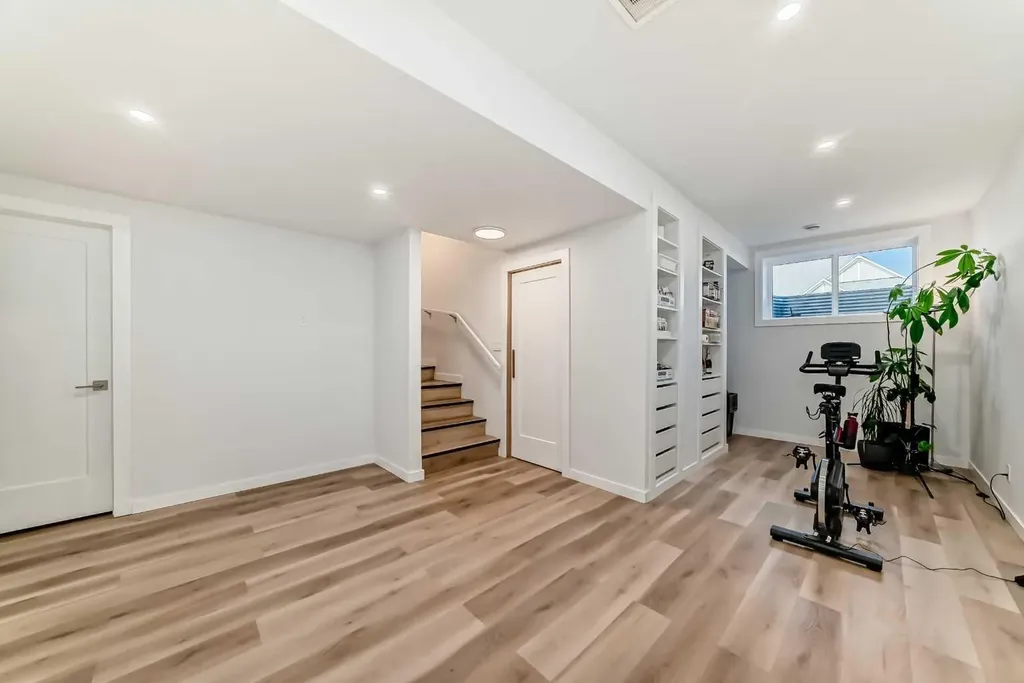 347 D'arcy Ranch Drive Okotoks AB T1S 5T4