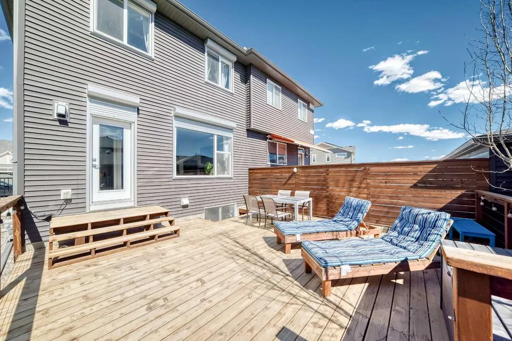 347 D'arcy Ranch Drive Okotoks AB T1S 5T4