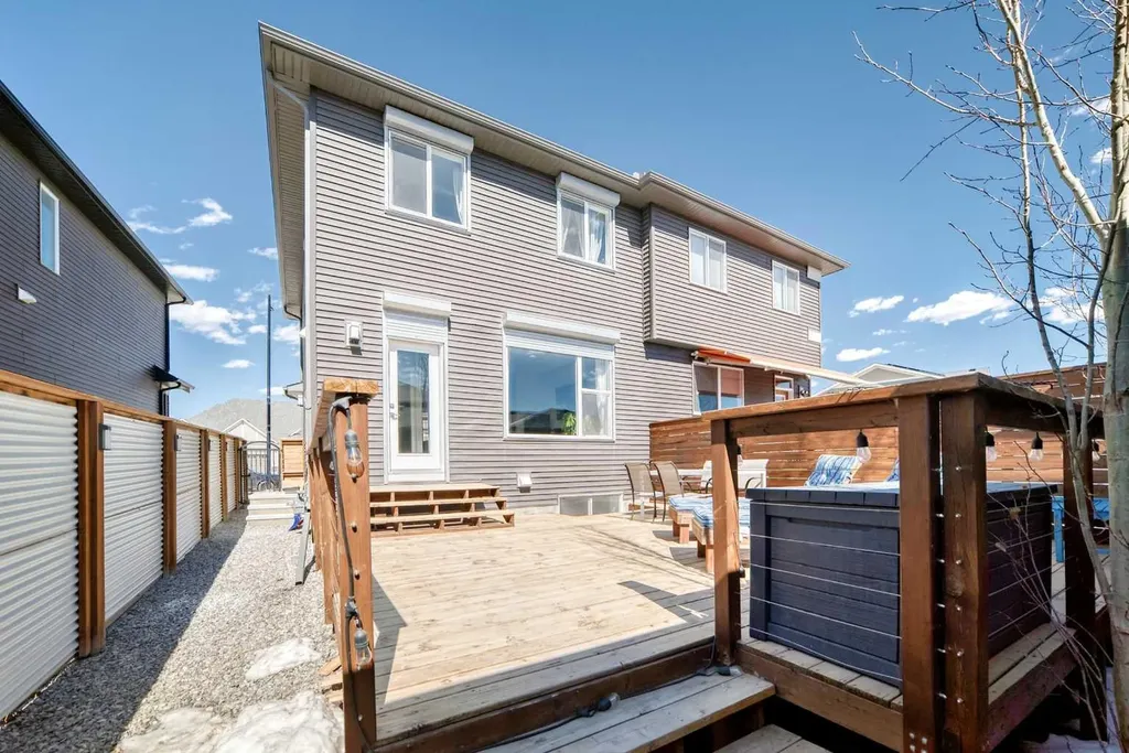347 D'arcy Ranch Drive Okotoks AB T1S 5T4
