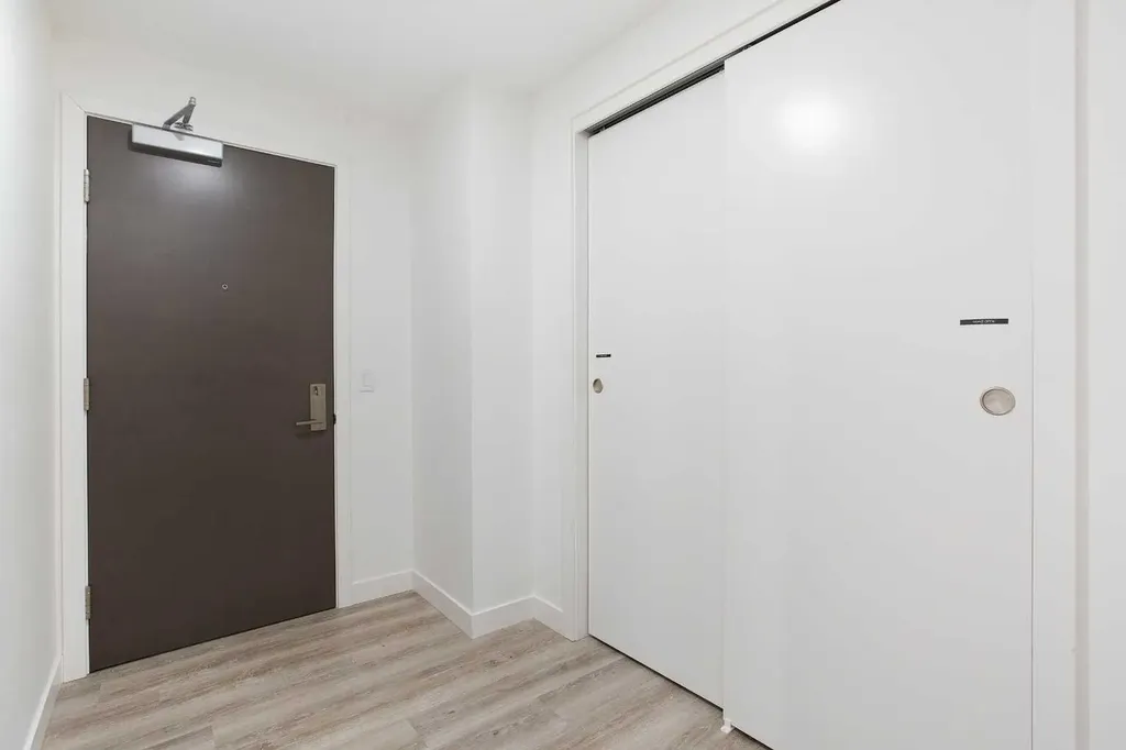 730 2nd Avenue SW Calgary AB T2P1R8