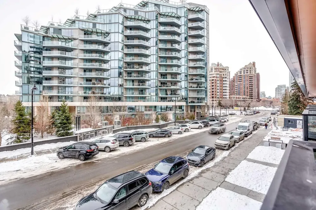 730 2nd Avenue SW Calgary AB T2P1R8