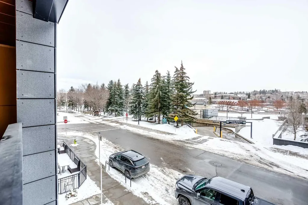 730 2nd Avenue SW Calgary AB T2P1R8