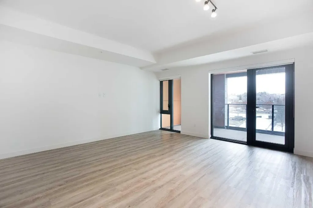 730 2nd Avenue SW Calgary AB T2P1R8