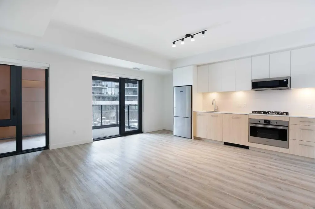 730 2nd Avenue SW Calgary AB T2P1R8