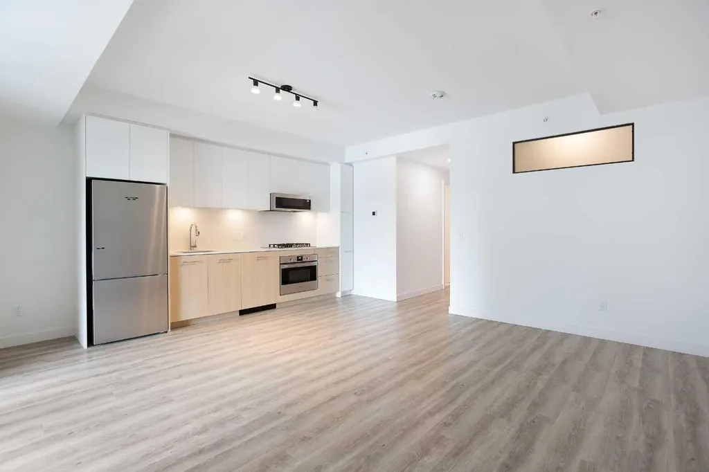730 2nd Avenue SW Calgary AB T2P1R8