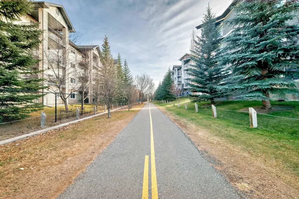 4975 130 Avenue SE Calgary AB T2Z4P2