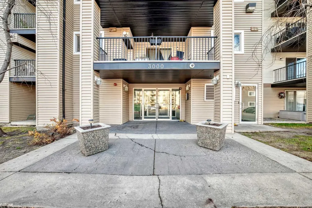 4975 130 Avenue SE Calgary AB T2Z4P2