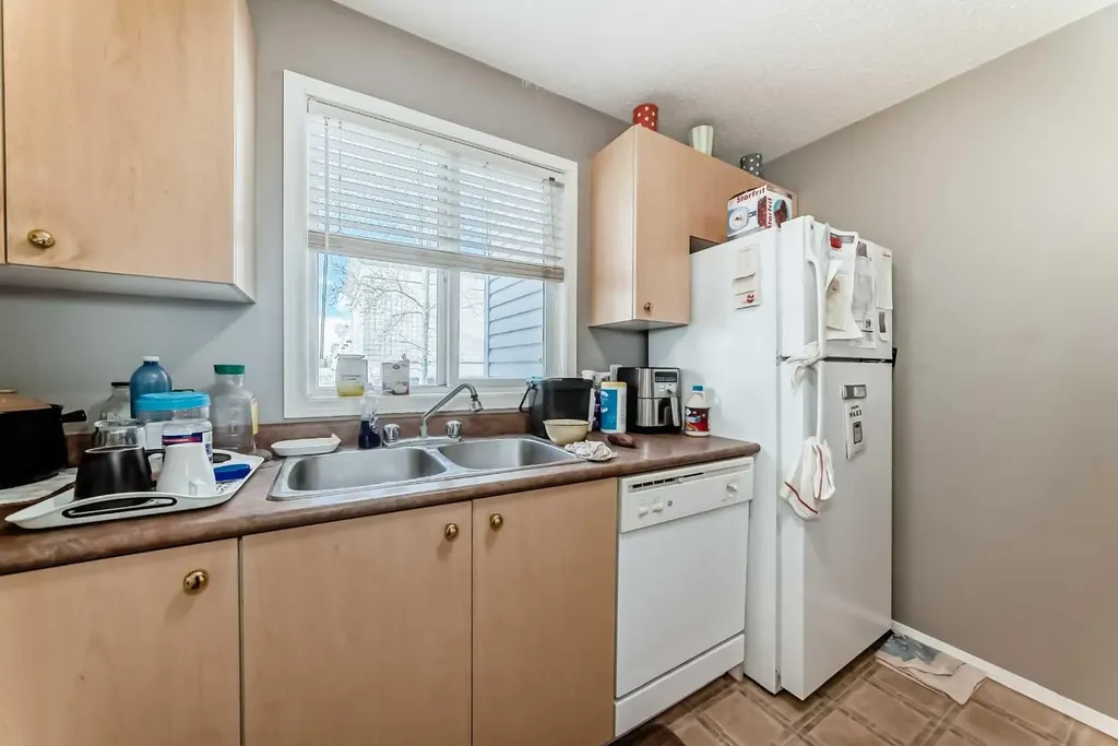 4975 130 Avenue SE Calgary AB T2Z4P2