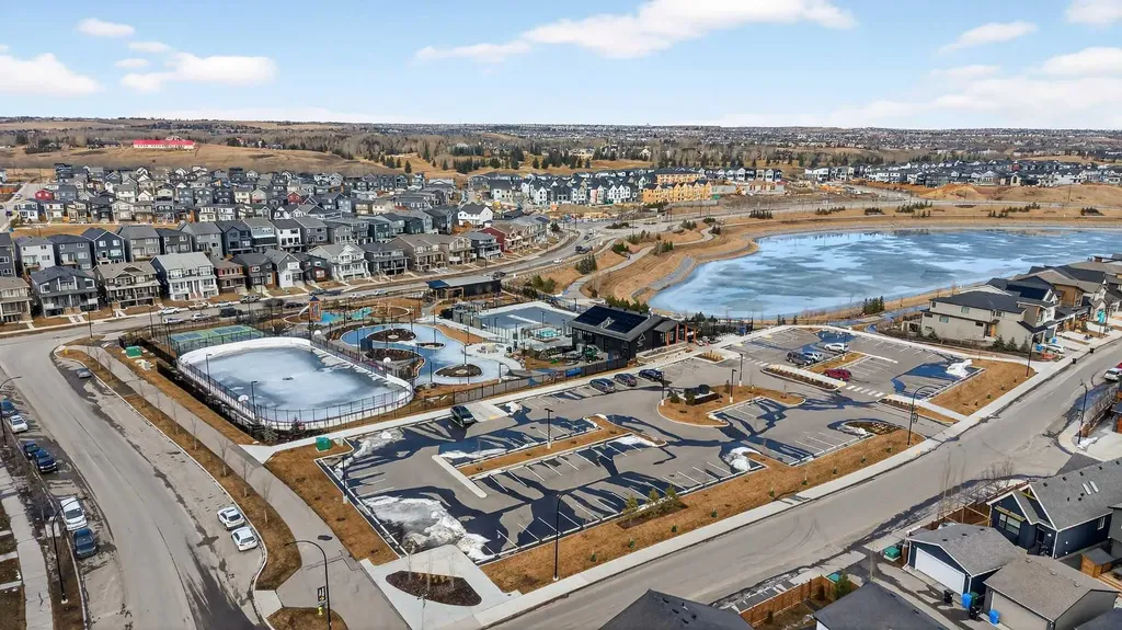 260 Rowley Way NW Calgary AB T3L 0H5