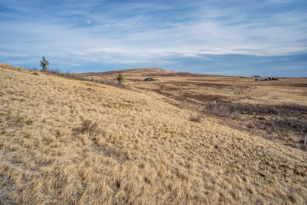 2 Paradise Drive Rural Cardston County AB T0K 2M0
