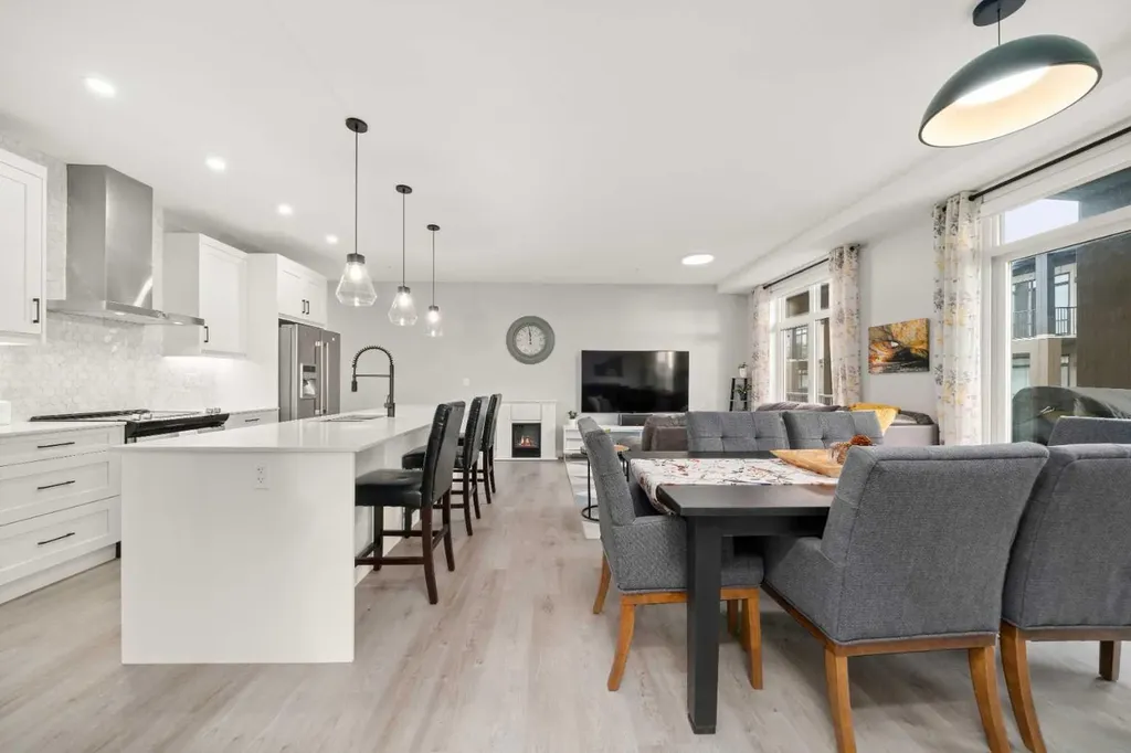 200 Seton Circle SE Calgary AB T3M 3P7