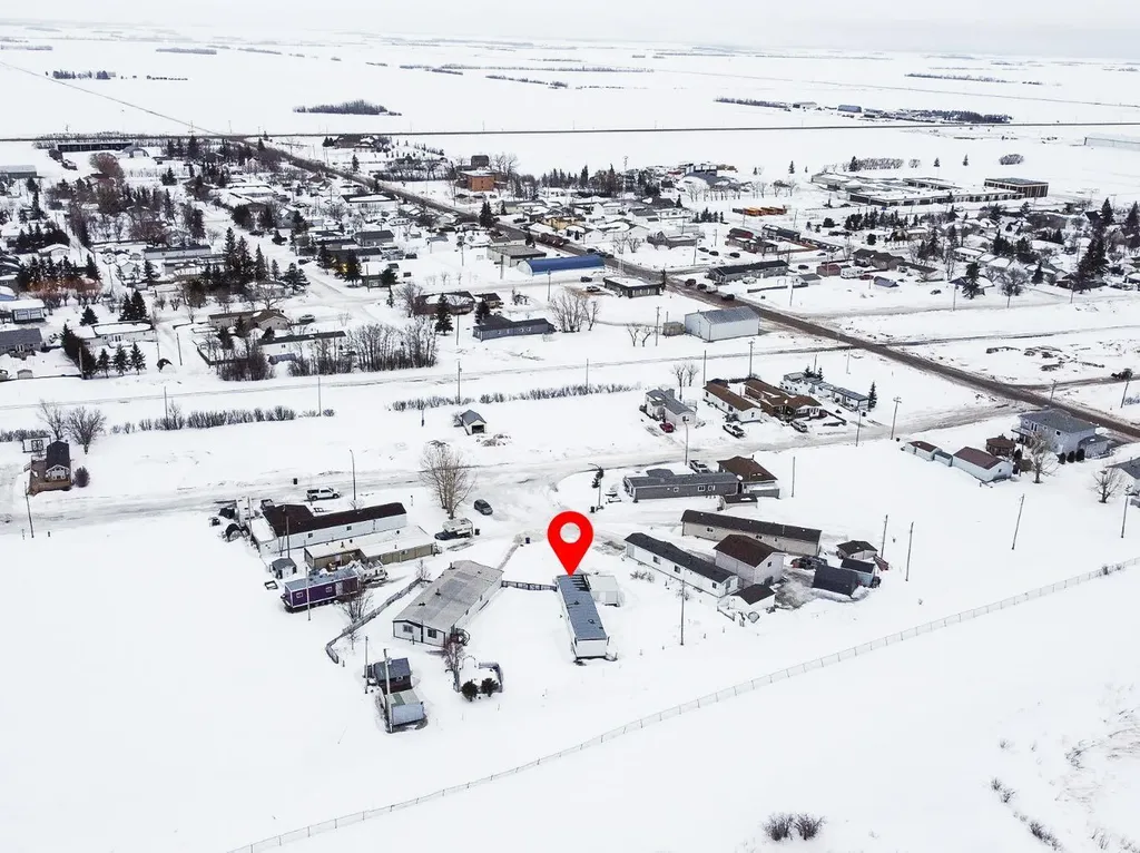 5128 North Avenue Donnelly AB T0H 1G0