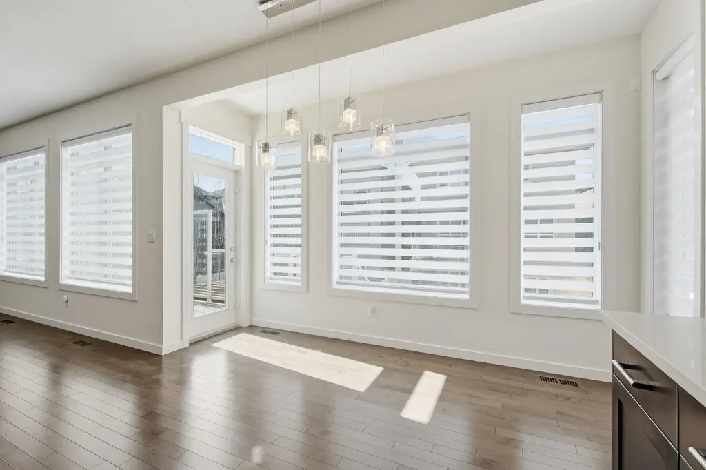 101 Evansborough Green NW Calgary AB T3P 0M8