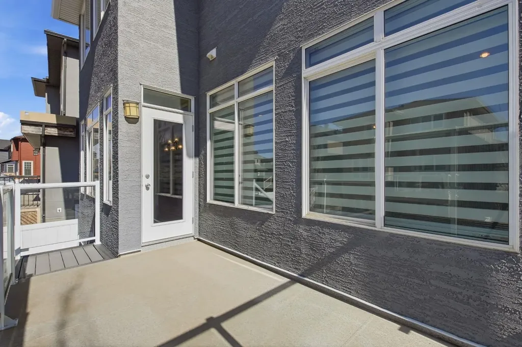 101 Evansborough Green NW Calgary AB T3P 0M8