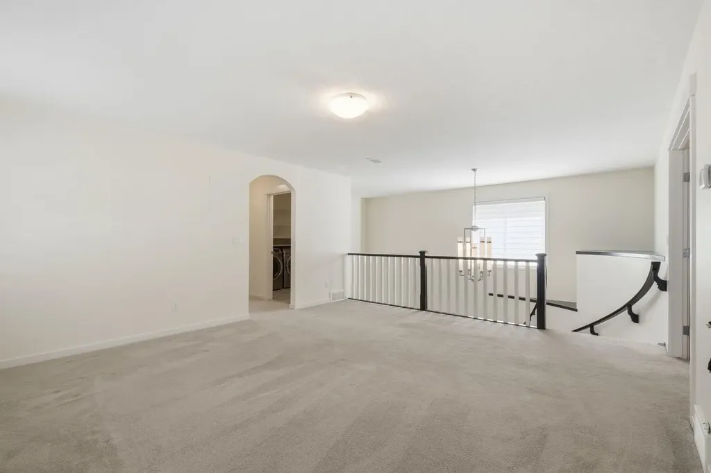 101 Evansborough Green NW Calgary AB T3P 0M8