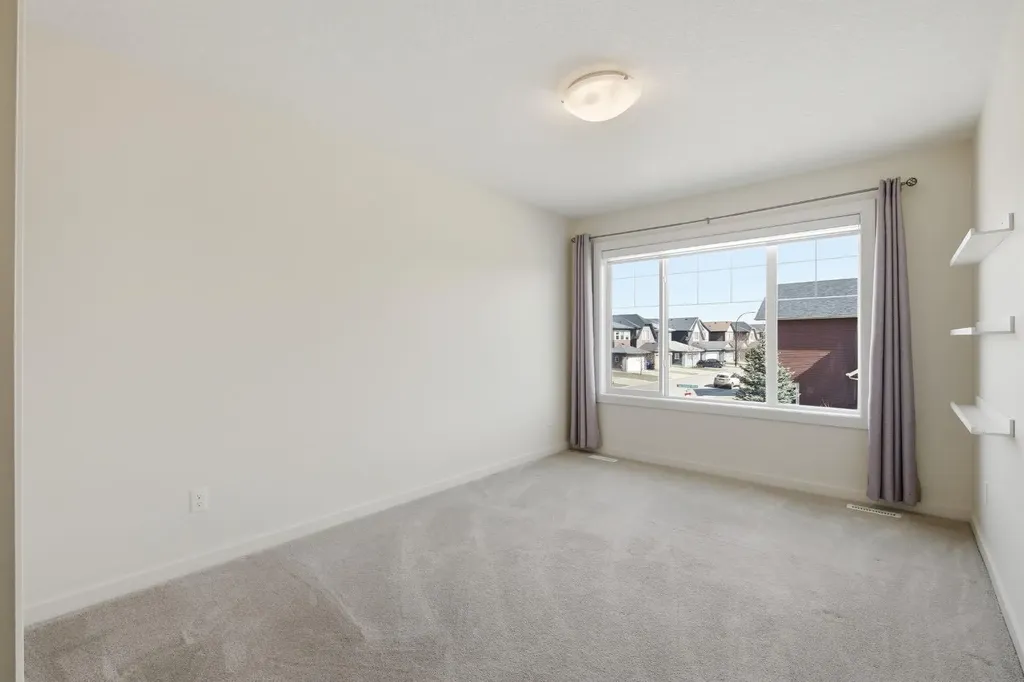 101 Evansborough Green NW Calgary AB T3P 0M8