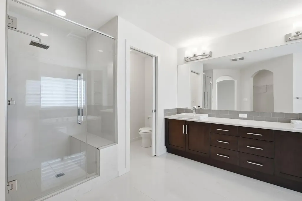 101 Evansborough Green NW Calgary AB T3P 0M8