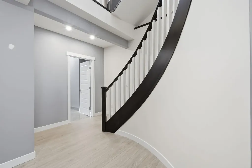101 Evansborough Green NW Calgary AB T3P 0M8