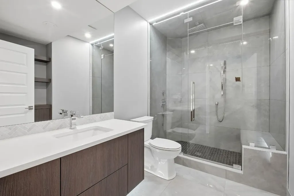 101 Evansborough Green NW Calgary AB T3P 0M8