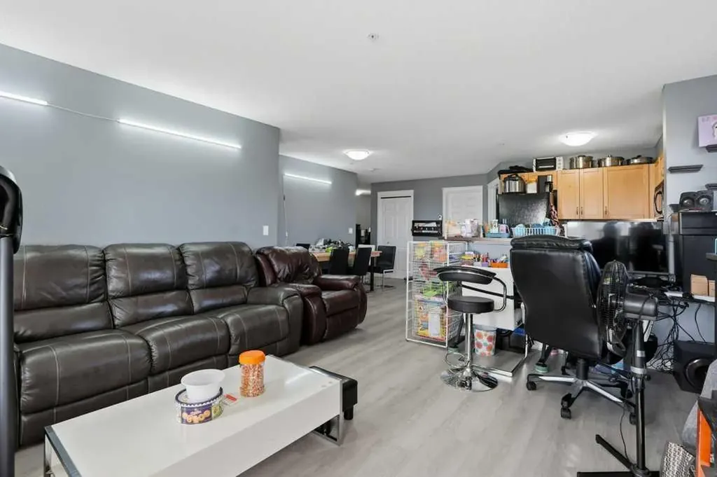 70 Panamount Drive NW Calgary AB T3K5Z1