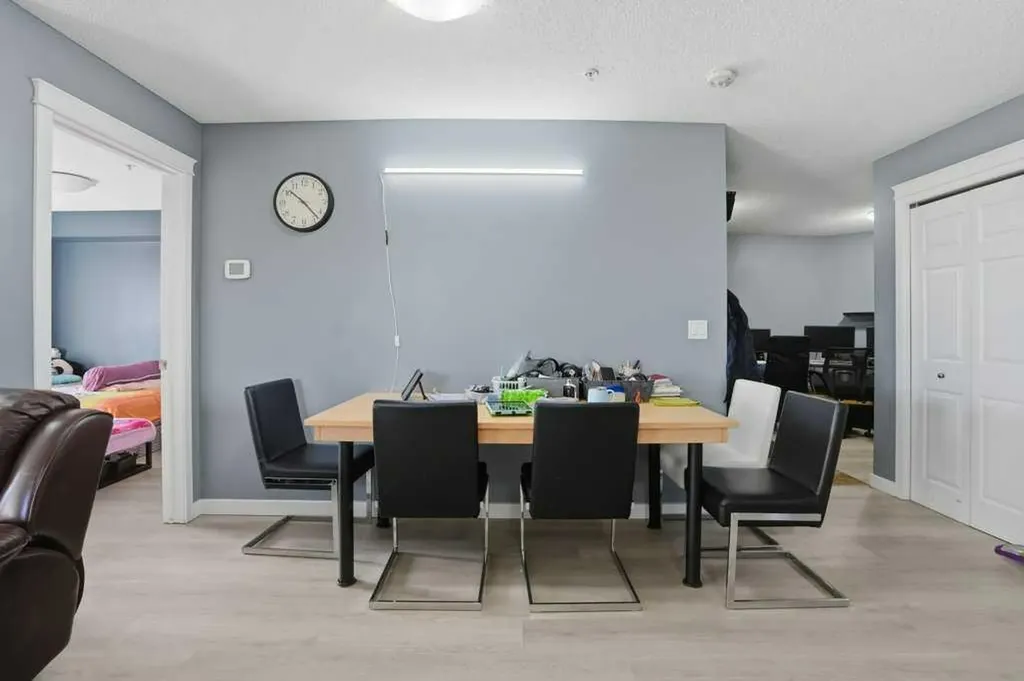 70 Panamount Drive NW Calgary AB T3K5Z1