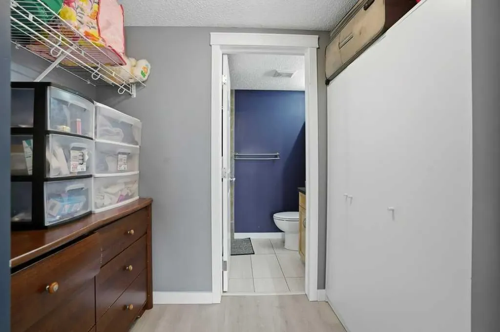 70 Panamount Drive NW Calgary AB T3K5Z1