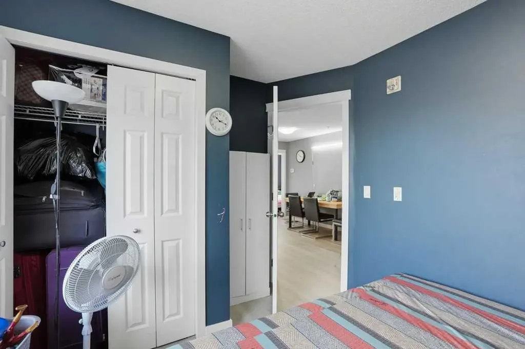 70 Panamount Drive NW Calgary AB T3K5Z1