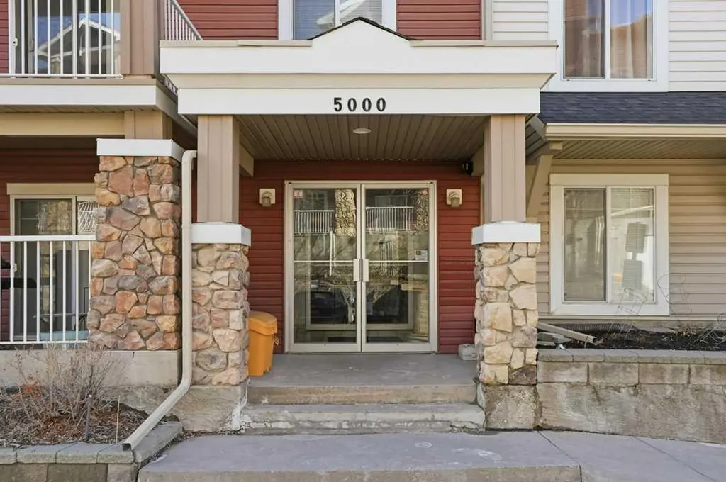 70 Panamount Drive NW Calgary AB T3K5Z1