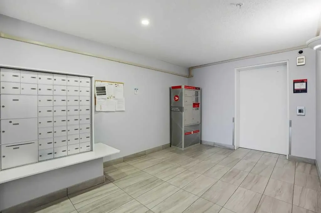 70 Panamount Drive NW Calgary AB T3K5Z1