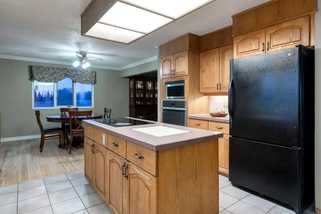 235027 Range Road 284 Rural Rocky View County AB T1X0J9