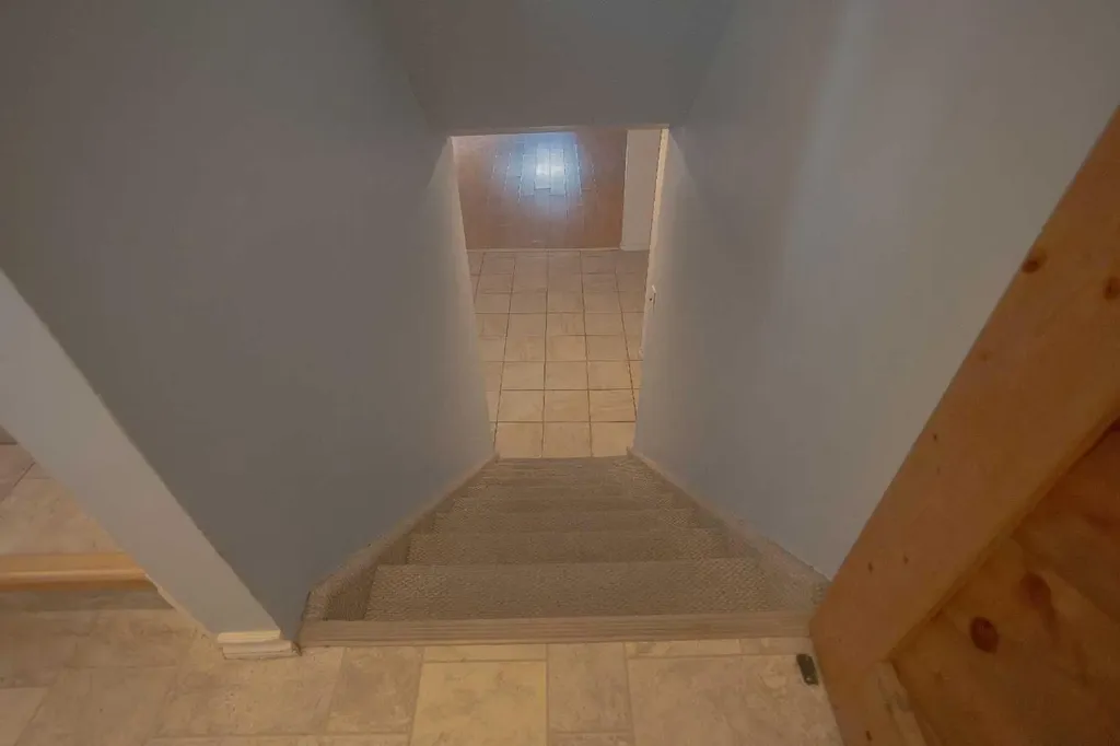 518 3 Street Wainwright AB T9W 1A7