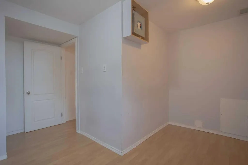 518 3 Street Wainwright AB T9W 1A7