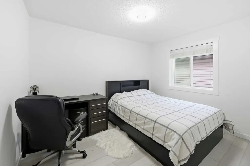 53 Martha's Place NE Calgary AB T3J4P4