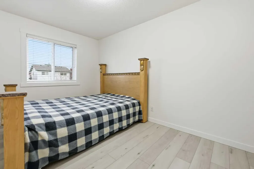 53 Martha's Place NE Calgary AB T3J4P4