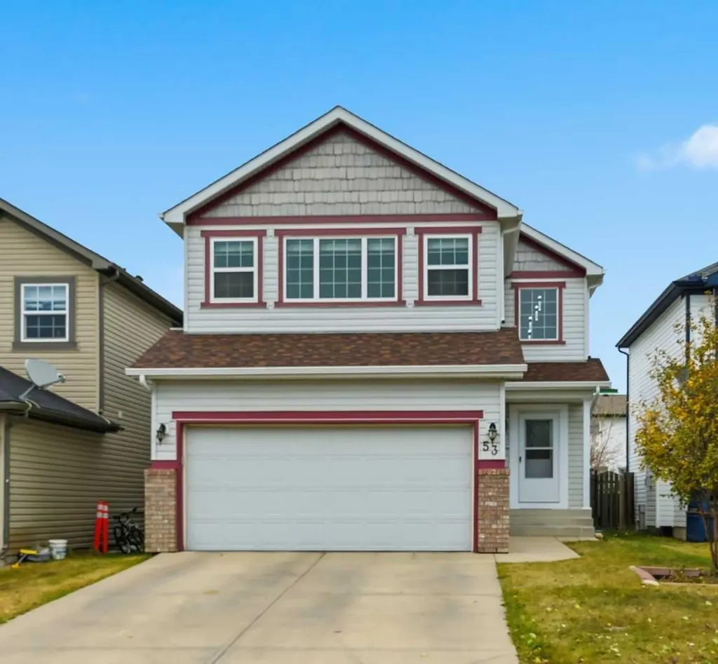 53 Martha's Place NE Calgary AB T3J4P4