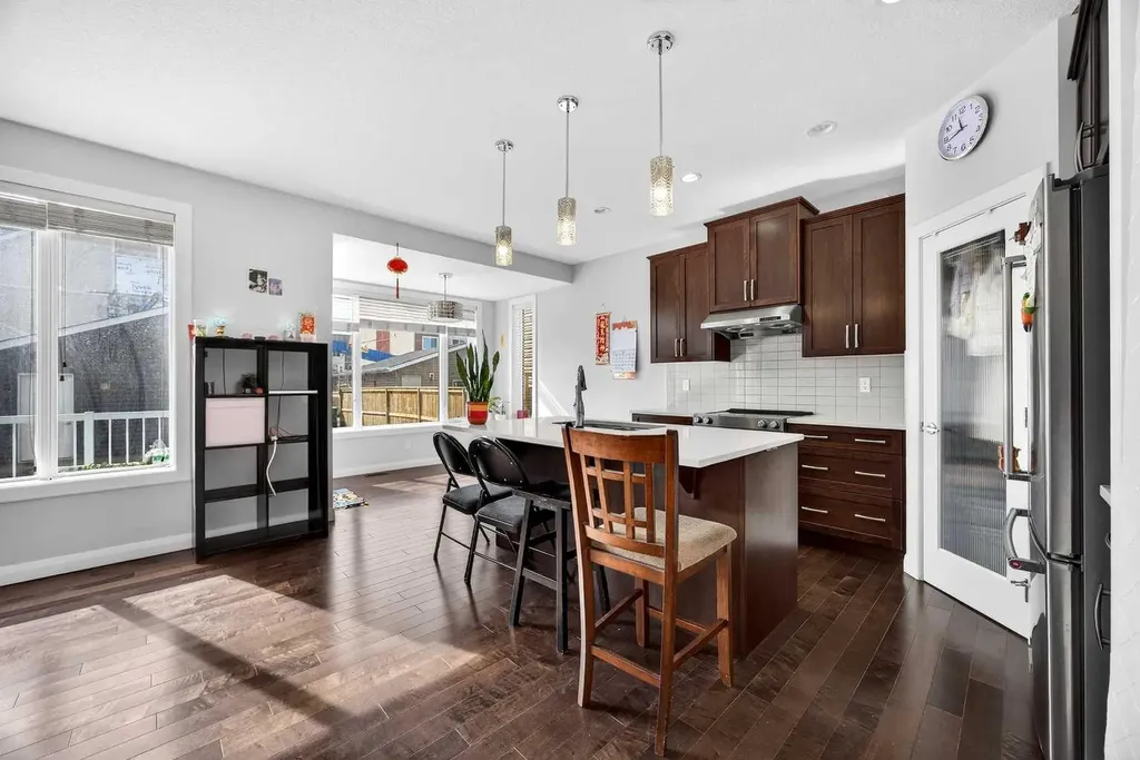 439 Redstone Drive NE Calgary AB T3N 0R1