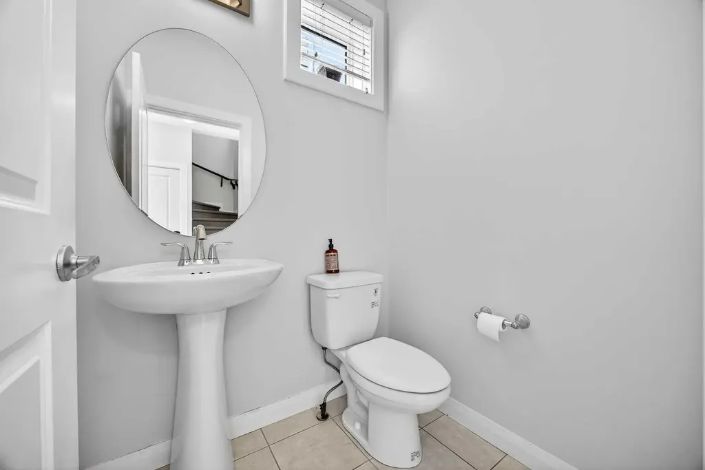 439 Redstone Drive NE Calgary AB T3N 0R1