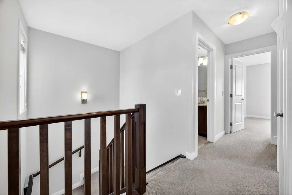 439 Redstone Drive NE Calgary AB T3N 0R1