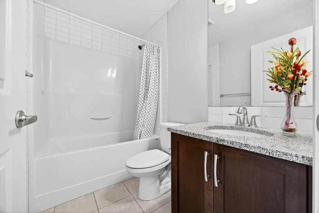 439 Redstone Drive NE Calgary AB T3N 0R1
