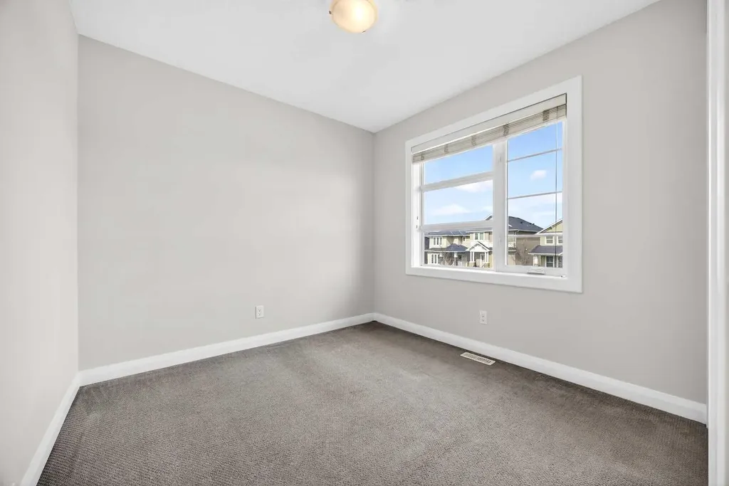 439 Redstone Drive NE Calgary AB T3N 0R1