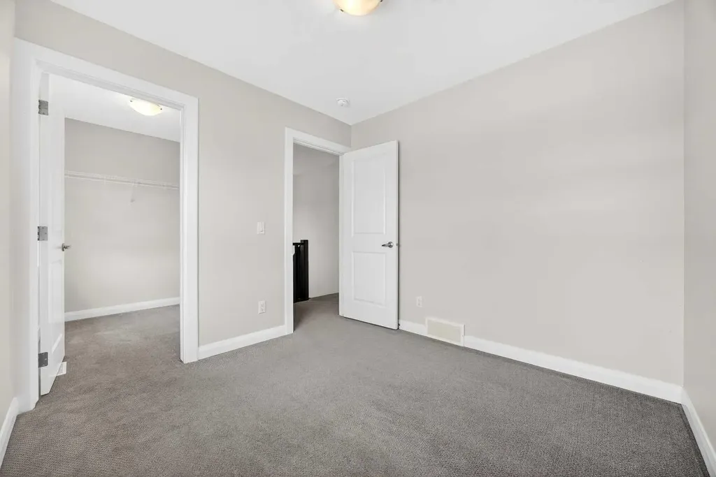 439 Redstone Drive NE Calgary AB T3N 0R1