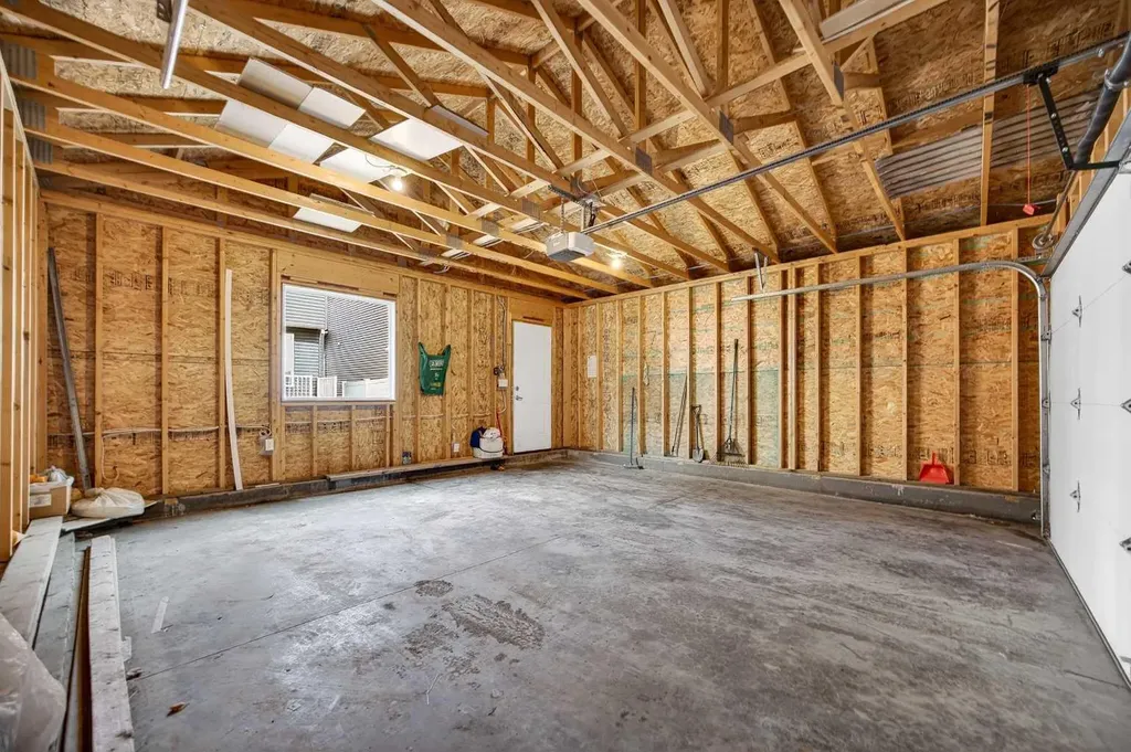 439 Redstone Drive NE Calgary AB T3N 0R1