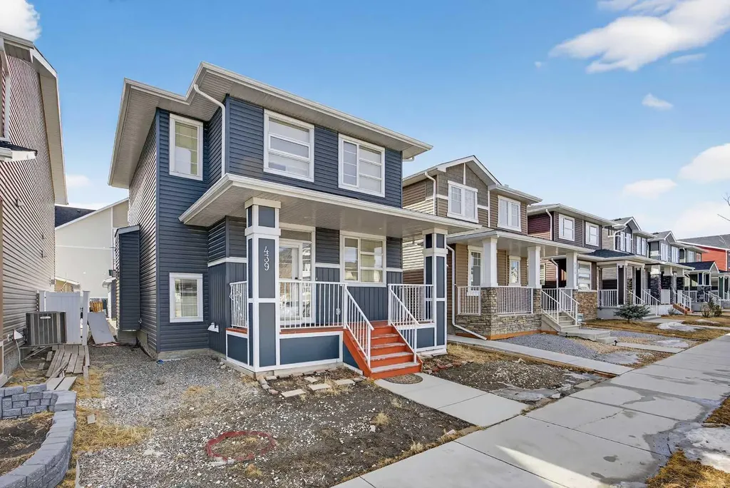 439 Redstone Drive NE Calgary AB T3N 0R1